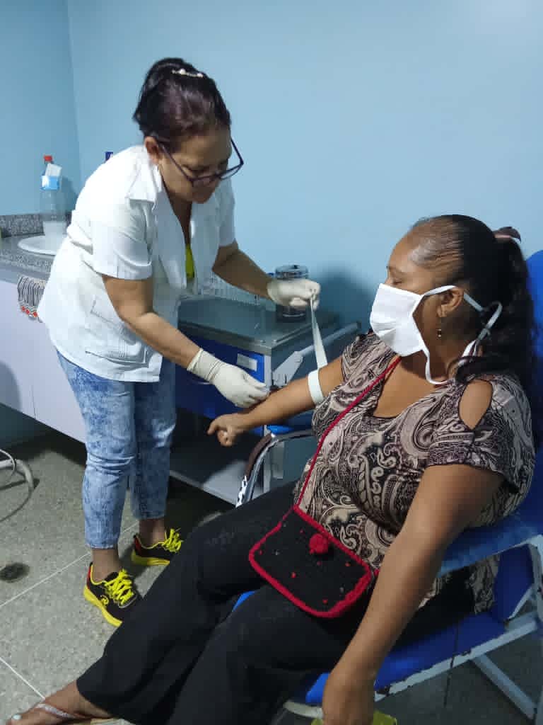 Licenciada en laboratorio clínico Misoidis Aguilar Cuello. Centro de Diagnóstico Integral Amelia Blanco. Municipio Libertador.
#CubaPorLaVida