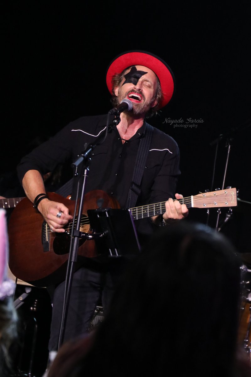 Naya_gm's tweet image. First photos of @RobBenedict  at @ExitInNash 

More to come soon 💙

#RobBenedict #Concert
