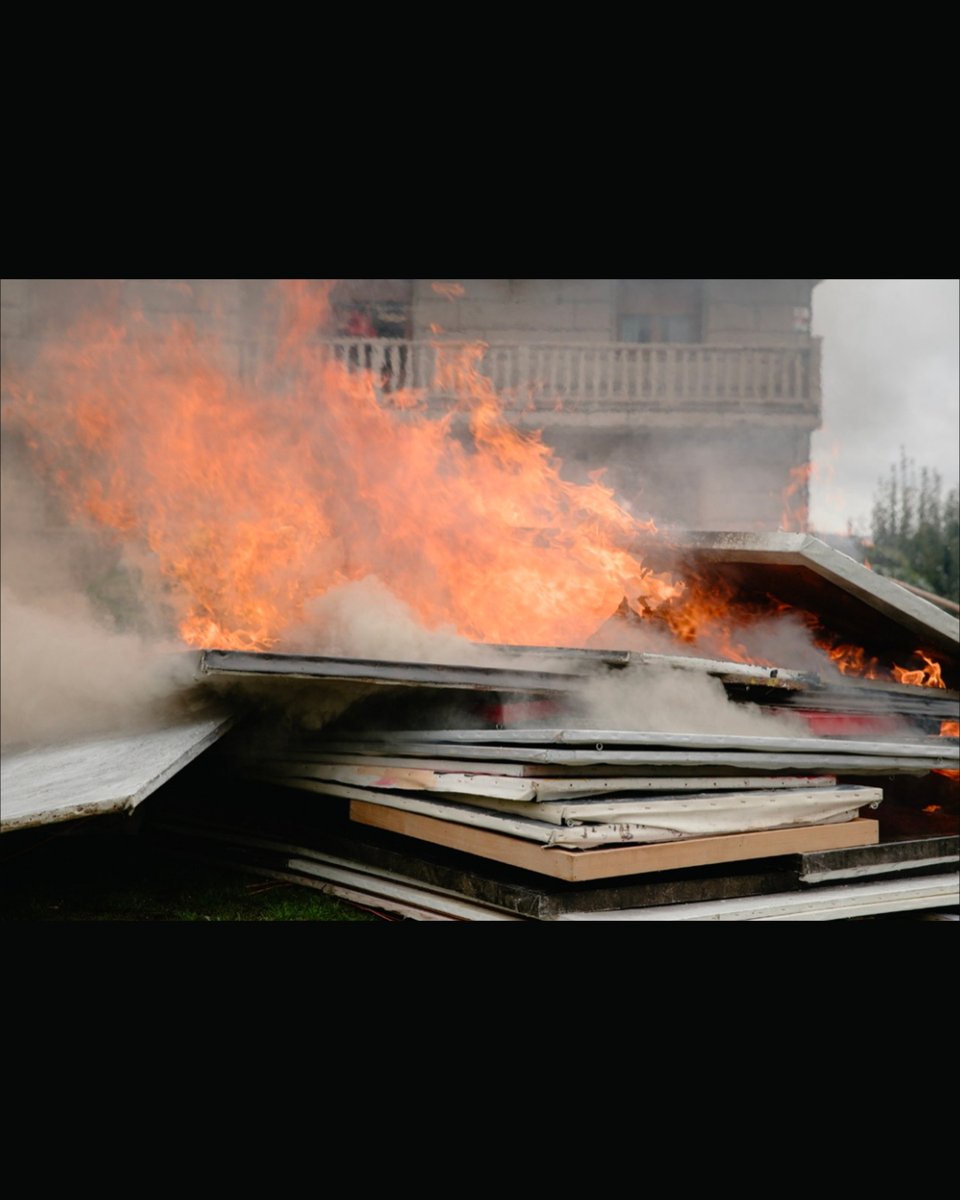 bonartcultural's tweet image. 🅒🅐🅣 Barcelona, epicentre de l’art digital internacional amb Loop (11-22 de novembre) 

Exposicions, xerrades, performances i trobades s’estenen pels principals espais culturals de Barcelona per posar en valor el vídeo i el cinema d’artista

🌈 bonart.cat/ca/n/45907/bar…