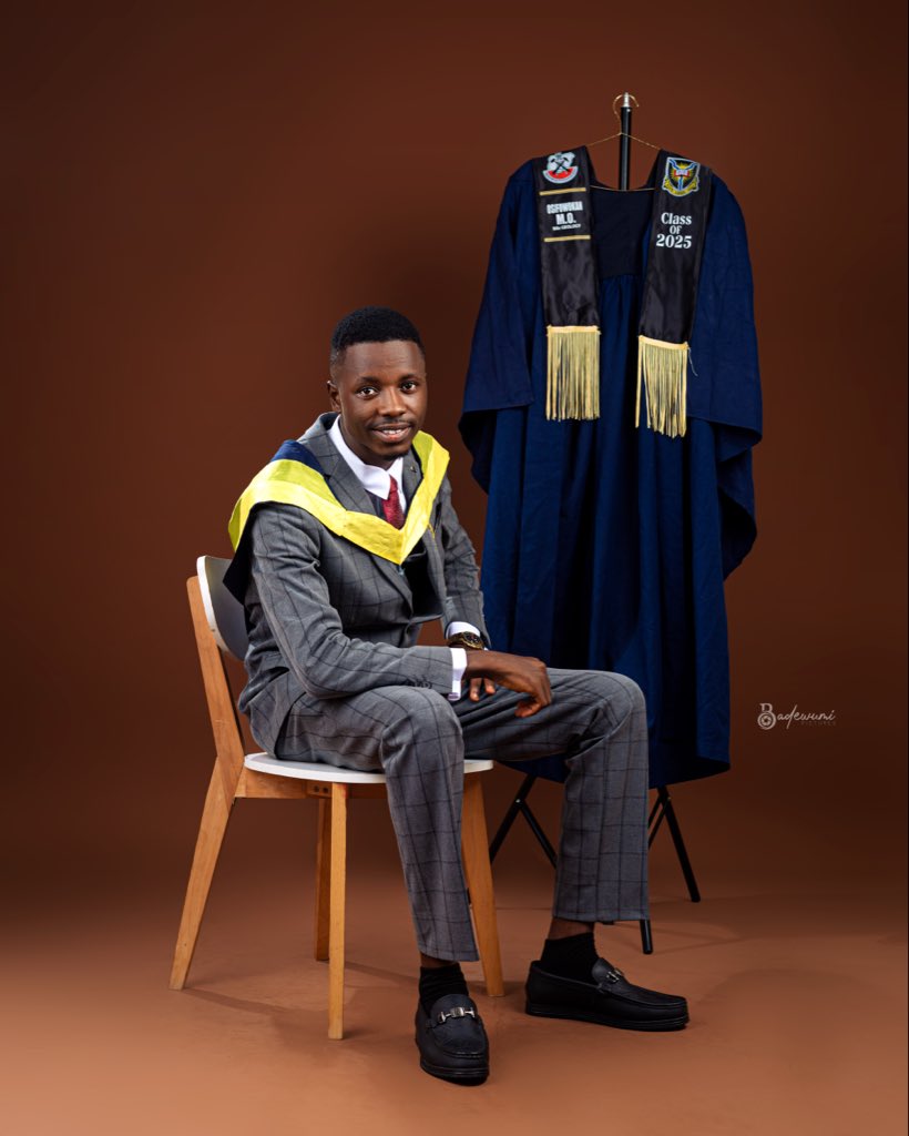 Philanthropicm8's tweet image. Did a thing!

Faculty of Science BGS (record breaking)
Department of Geology BGS.

3.81/4.00

BSc. (Hons.) Geology bagged successfully at the University of Ibadan.

This is for me, my family and my mother 🕊️🕯️