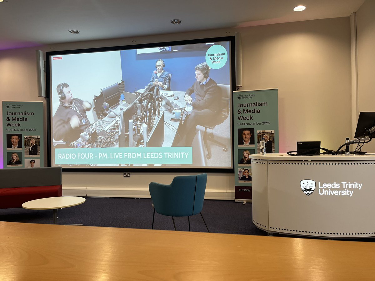 JournalismWeek's tweet photo. Live from @LeedsTrinity 🎙️ - students and staff beaming with pride as @BBCRadio4 goes on air from our new podcasting studio! 🎓💫 #LeedsTrinity #BBCRadio4 #UniversityPride 

Tune in now with @EvanHD 👉🏼 https://t.co/MHm7mMIIGN https://t.co/fWoTto91Yt