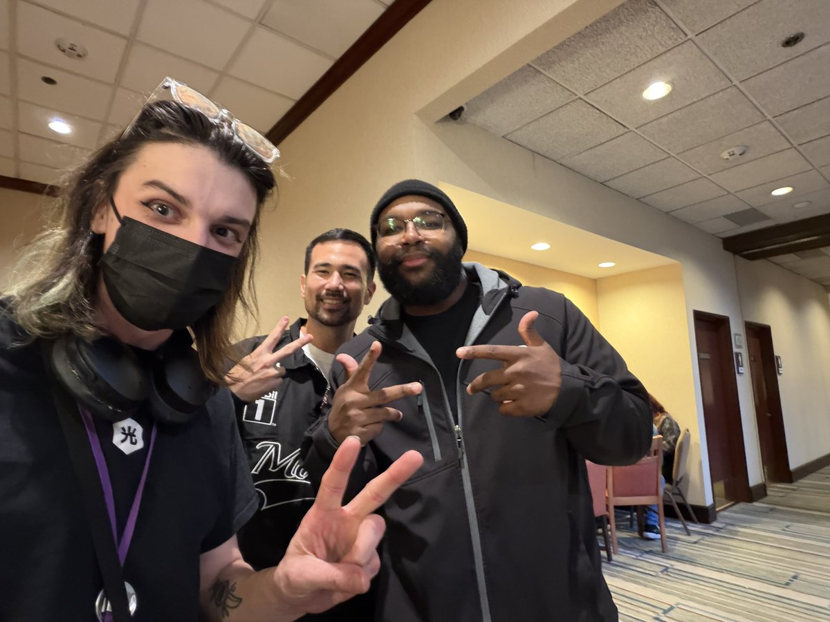 Lizzugzug's tweet photo. Port was awesome thanks to everyone for making it a great weekend !! https://t.co/NKs4PqFSTz