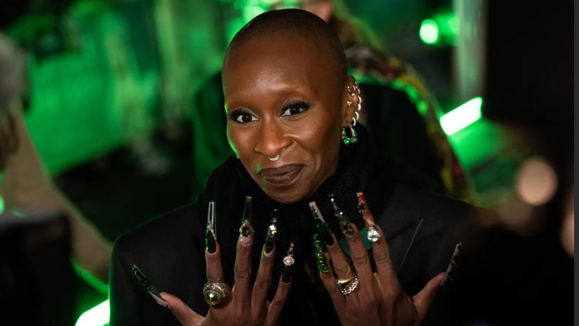 <a href="/RealEmirHan/">Emir Han</a> This is easy:
James Bond, as Jesus Christ, portraying resurrected James Bond.
Starring Cynthia Erivo
Brought to you by Disney.