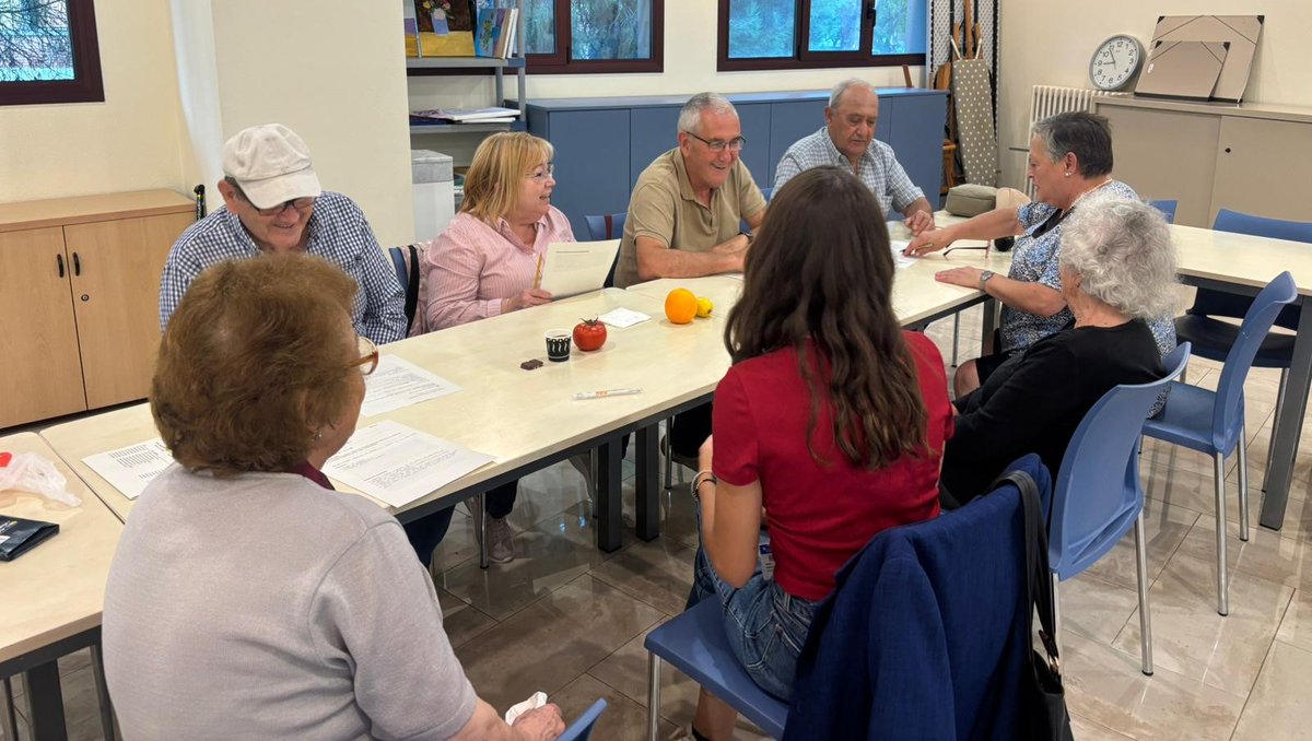 🍵L'equip de Gatassa #Mataró recupera els sabors de la infància per apropar coneixements sobre nutrició i salut

❤️El taller evoca els plats de tota la vida per promoure hàbits alimentaris saludables, aprofitant la connexió emocional amb els records

🔎primaria.icsmetropolitananord.cat/noticia?notici…