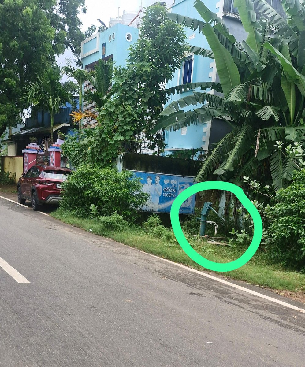 ସରକାରୀ ସମ୍ପତ୍ତି ଉପରେ ବ୍ୟକ୍ତିଗତ ଅତିଆର — ଏହା ଦୁର୍ନୀତି ନୁହେଁ କି? 🤔
ଗ୍ରାମର ସରକାରୀ ନଳକୂପ ଉପରେ ଜଣେ ଅତିଆର, ଲୋକ ଜଳହୀନ!
ପ୍ରଶାସନ ନିରବ ରହିଲେ ଲୋକ ଆସ୍ଥା କେଉଁଠି ?
#Odisha #Accountability #WaterRights
<a href="/RWSS_Odisha/">Rural Water Supply and Sanitation, Odisha</a>
<a href="/RWSS_JAJPUR/">RWSS_Jajpur</a> 
<a href="/dm_jajpur/">Collector & DM, Jajpur</a> 
<a href="/PRDeptOdisha/">Panchayati Raj and Drinking Water Department</a>