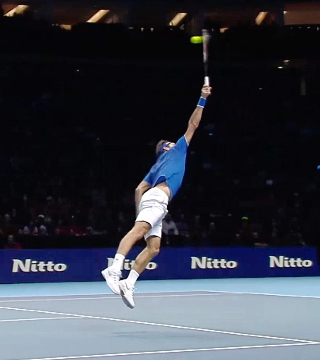 BastienFachan's tweet photo. Roger Federer, 2018 ATP Finals, Match 2

Carlos Alcaraz, 2025 ATP Finals, Match 2 https://t.co/DlvnSVUD24