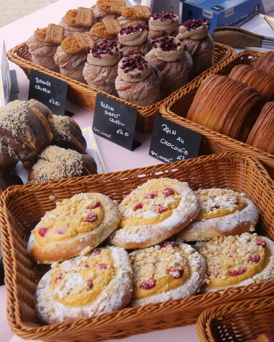 wp_leeds's tweet image. Tomorrow Tower Square is being taken over by Real Markets Yorkshire from 11am - 2pm, bringing together the best local makers around. 

Pop by and check it out on your lunch break 👋 

#Leeds #LocalMaker #MakersMarket #StreetFood