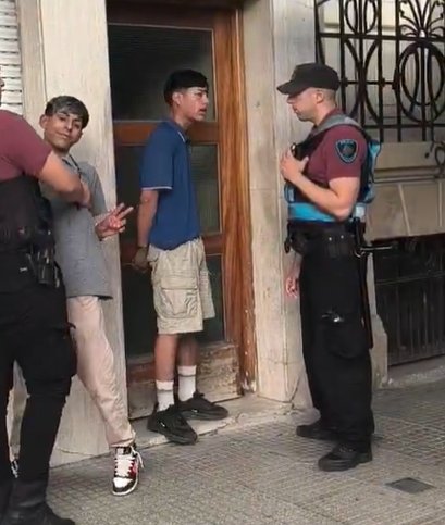 El prejuicio, el racismo y la xenofobia salvan vidas. Abz!