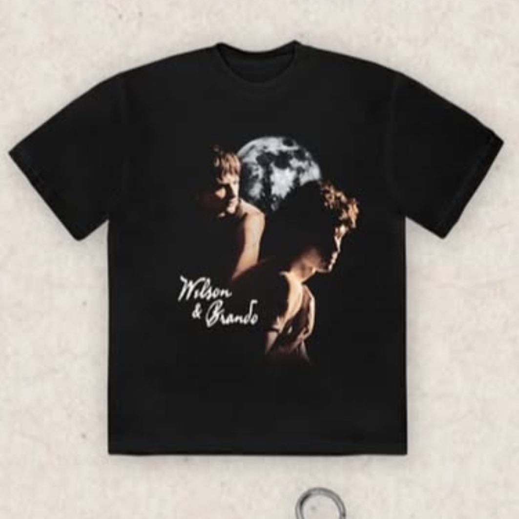 i need this twilight looking ass shirt so bad