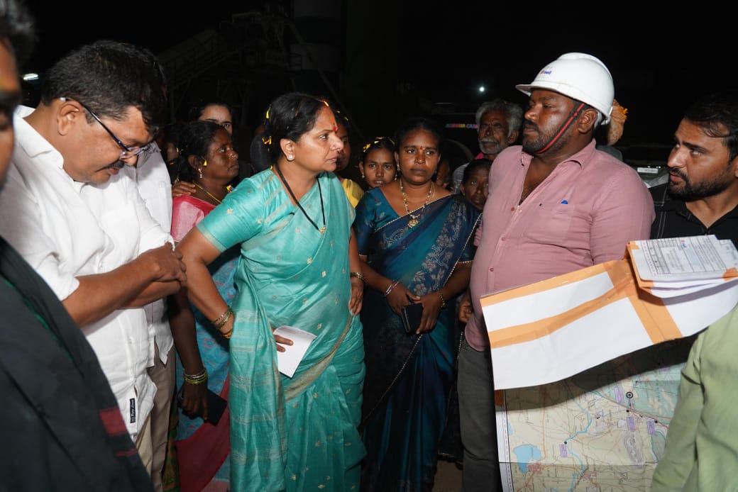 gari_nidhi's tweet photo. జాగృతి జనం బాట కార్యక్రమంలో భాగంగా నల్గొండ జిల్లా, నాగార్జునసాగర్  నెల్లికల్ ప్రాజెక్టును సందర్శించిన  @RaoKavitha అక్క.
#WomenEmpowerment #SheLeads #KavithaAkkajanambaata #PeopleWithKavitha #VoiceOfTelangana #PublicServiceFirst https://t.co/KaDlkUf8PZ
