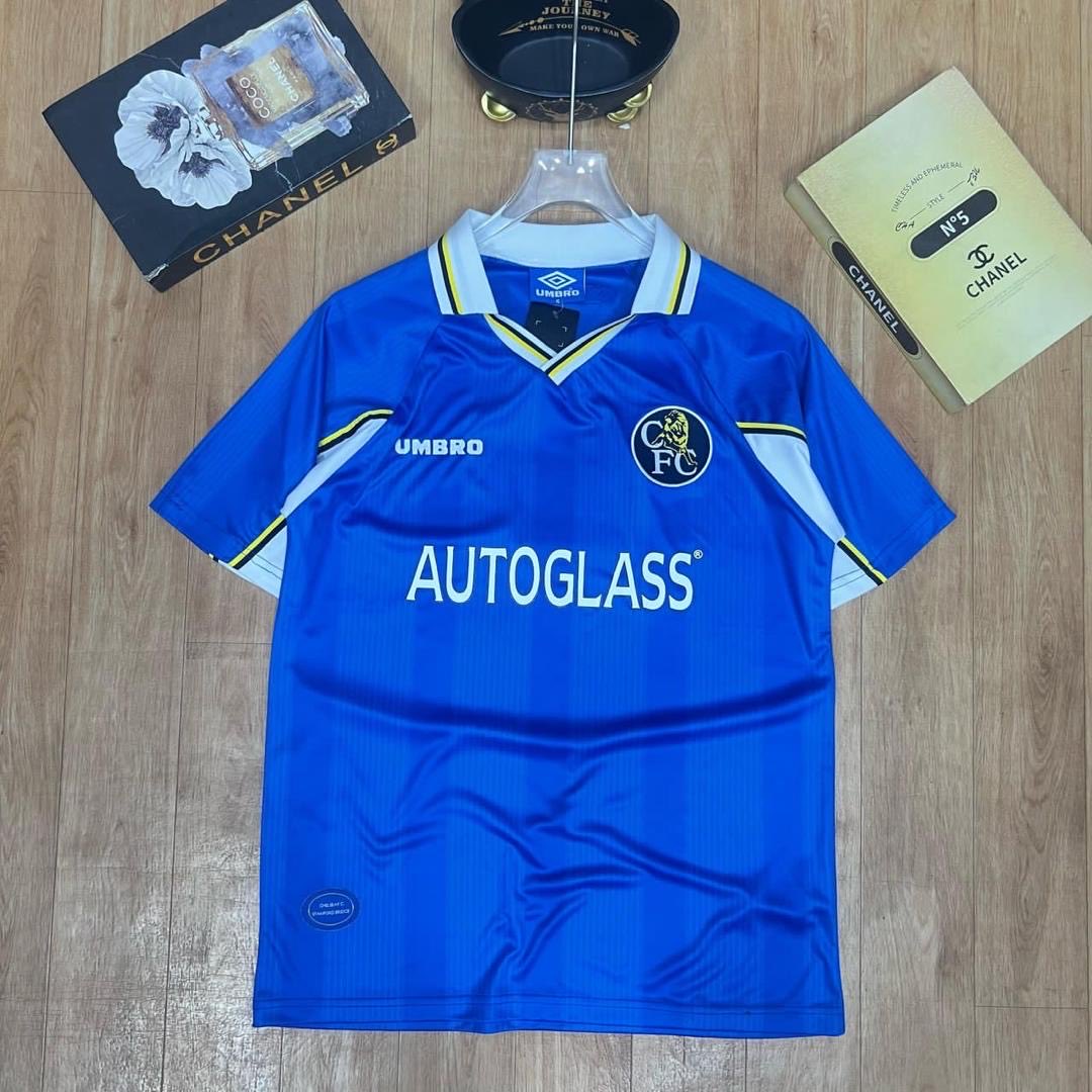 Retro Vintage 

Price: 23k

Location kaduna, delivery nationwide call-08100602313 
WhatsApp- wa.me/2348100602313