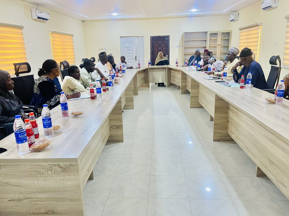 KadunaBoard's tweet photo. KADSSEB Executive Chairman, Dr. Suwaiba Shehu Ibrahim, mni, met with NUT officials and some teachers with specific concerns to discuss ongoing efforts aimed at improving teachers’ welfare and strengthening collaboration in Kaduna State.

#KADSSEB #Education #TeachersFirst https://t.co/NB6pU5cqYf