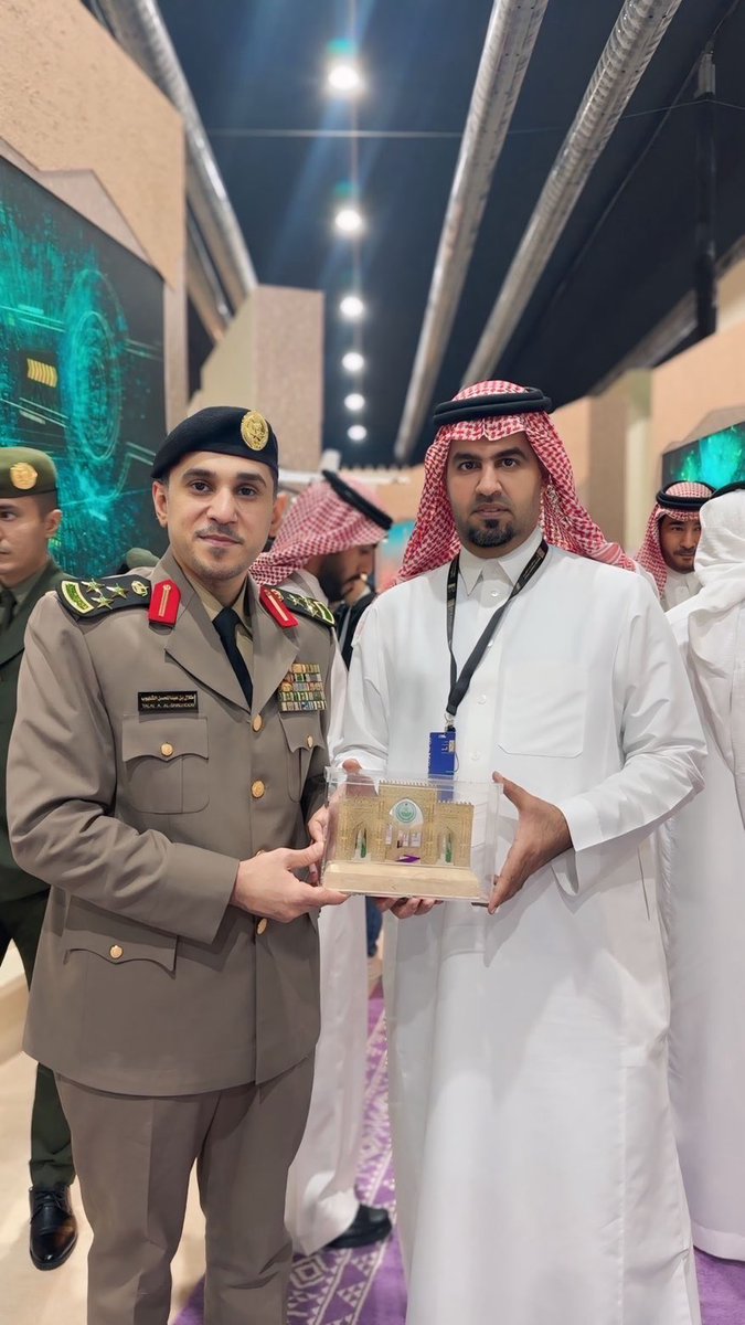 تشرفنا بالحضور في مؤتمر ومعرض الحج 
والامتنان لوزارة الداخلية على هذا التكريم المميز.
كل الشكر للعميد طلال الشلهوب على دعمه وحديثه المشجّع.
نعتز بجهود رجال الأمن في خدمة ضيوف الرحمن، وبالنجاحات الكبيرة لحملة “لا حج بلا تصريح