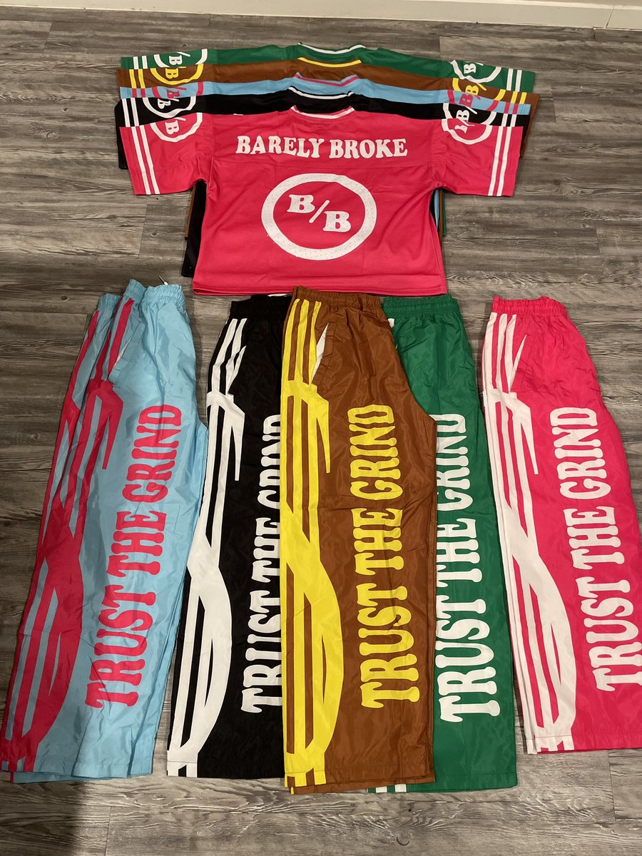 KayyRoyalee's tweet photo. My clothing brand https://t.co/y1gJuzwrwg