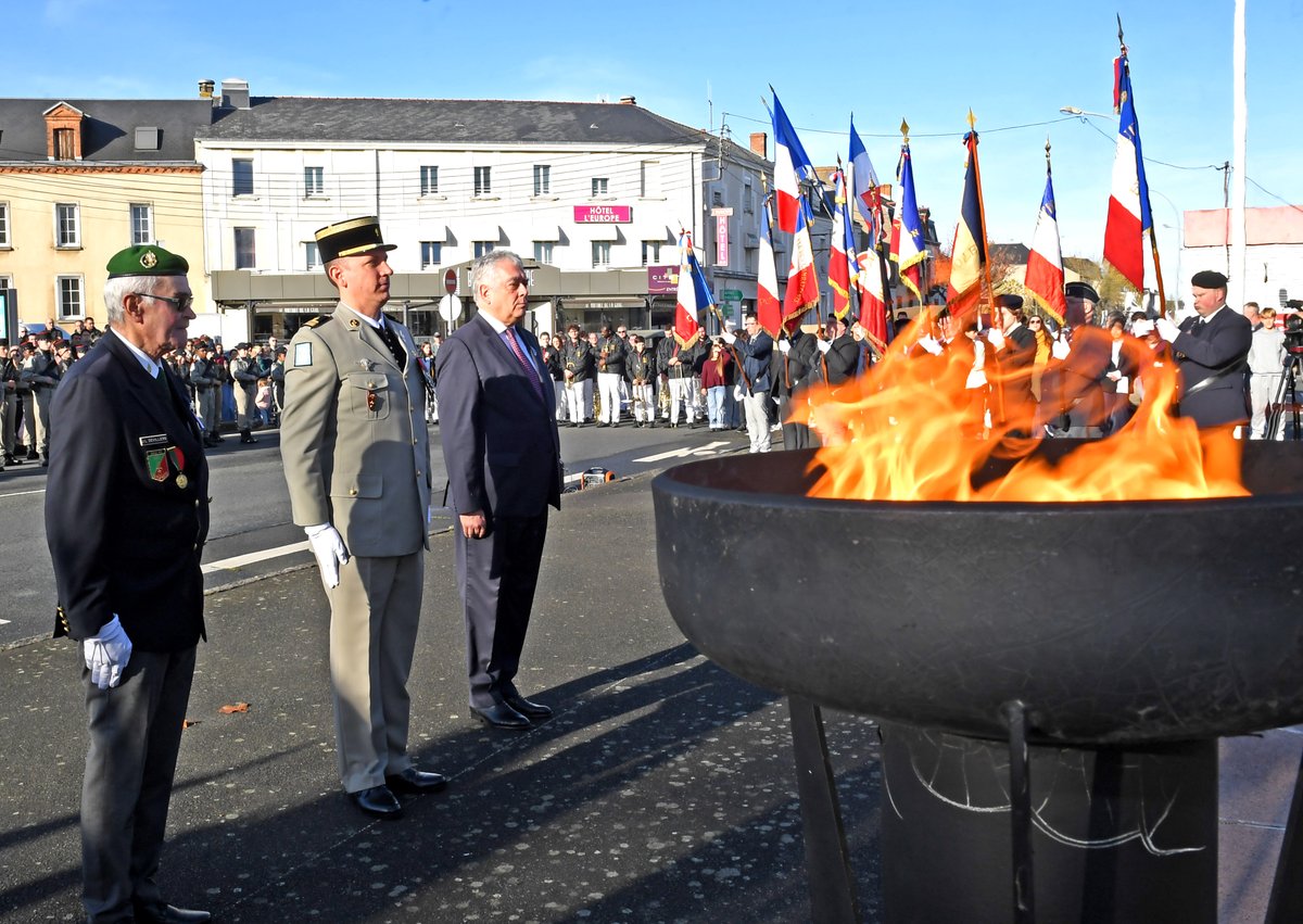 GBOURDOULEIX's tweet photo. En ce 11 novembre, nous avons rendu hommage aux Morts pour la France, à ceux qui se sont sacrifiés pour notre pays au Puy-Saint-Bonnet et à Cholet. 
Ces cérémonies sont des moments importants et solennels.
Ce devoir de mémoire est indispensable.
N'oublions jamais. https://t.co/5TUfbaq5Ab
