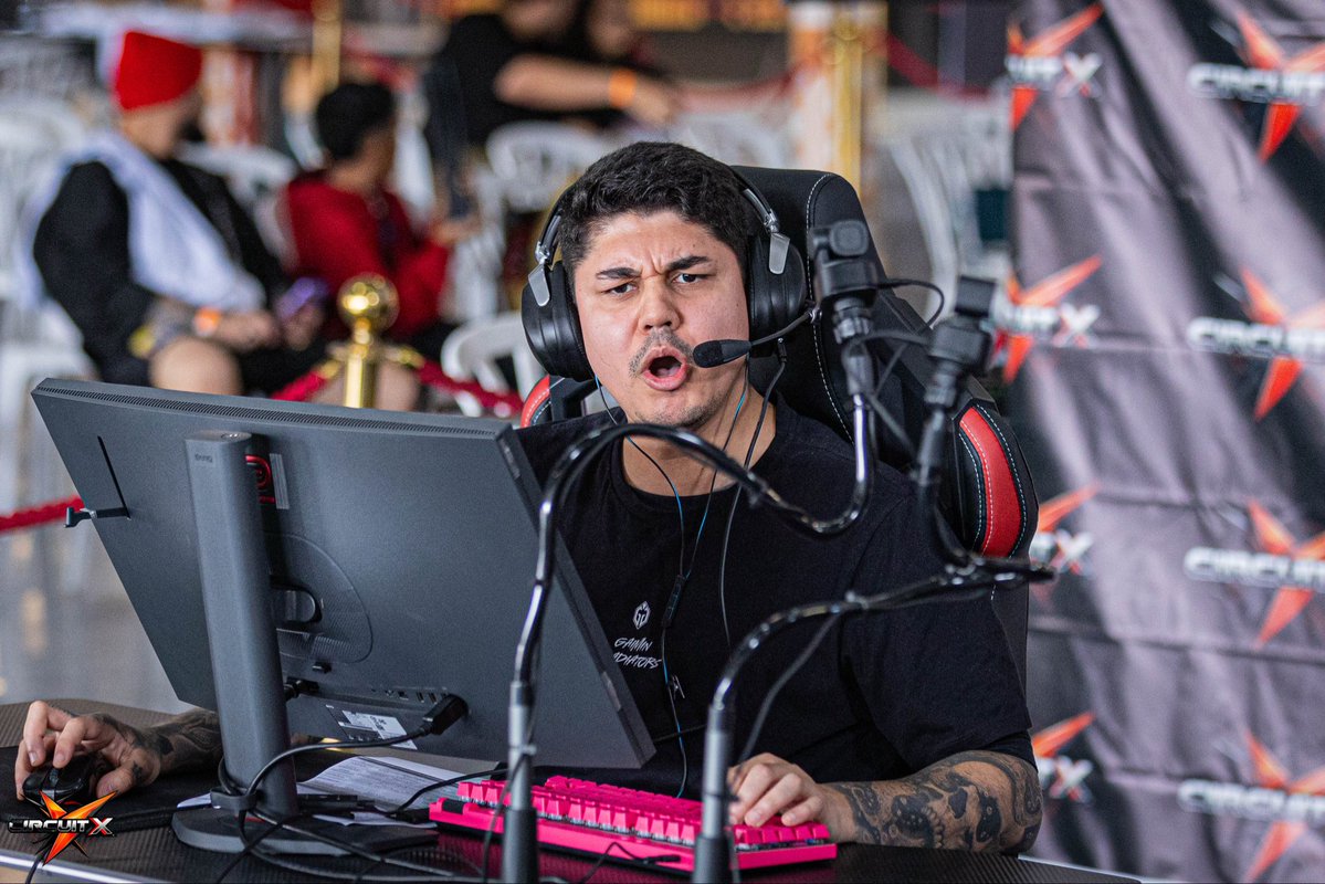 dudukfotos's tweet image. I LOVE THIS GAME 

📸📸📸📸📸📸📸