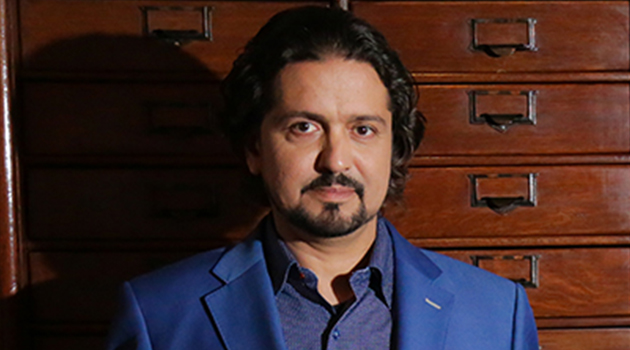 En <a href="/FilmewebMexico/">FilmewebMexico</a> <a href="/aquinoxkantina/">Alejandro Aquino & X-Kantina</a> Alejandro Aquino realizó un divertimento literario, de consulta y biográfico de #MauricioGarcés; n9.cl/hljbff