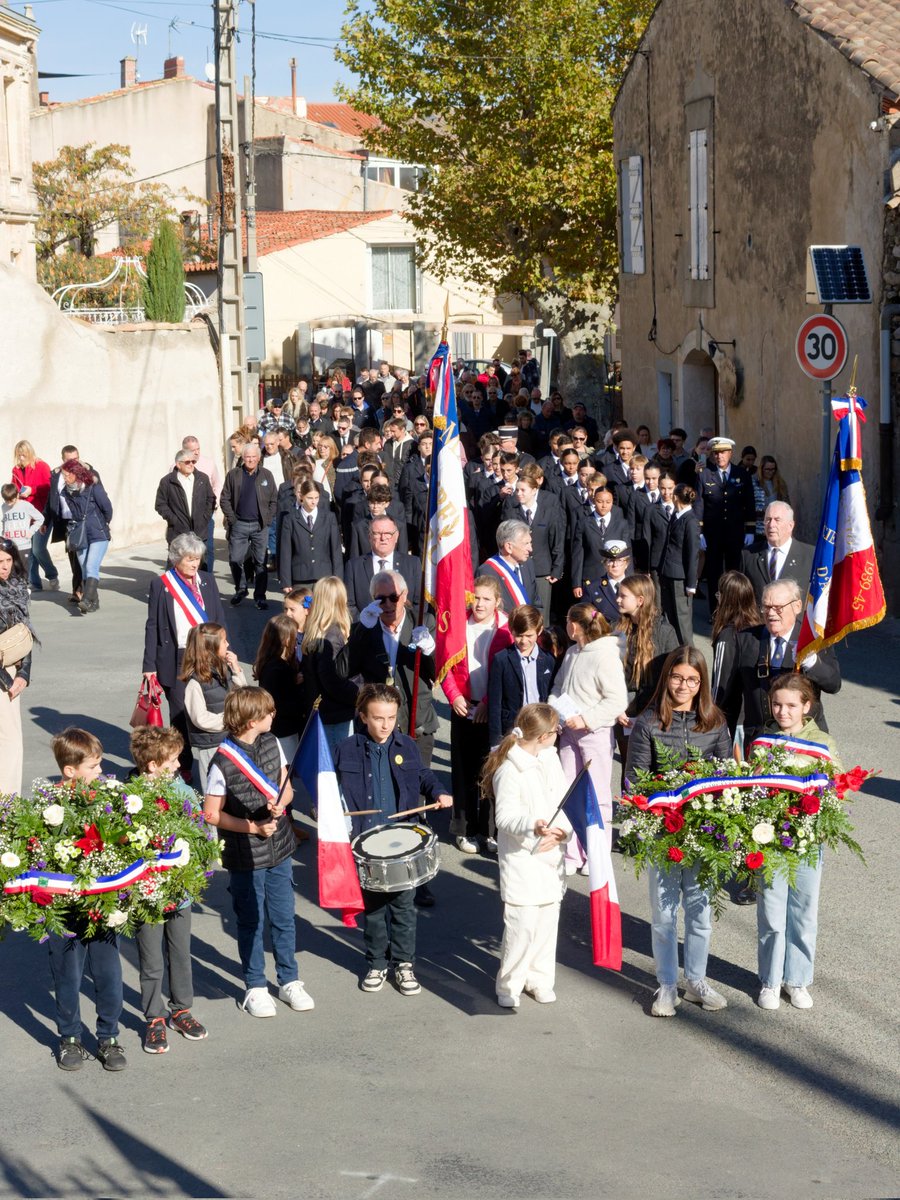 SylviePION2's tweet photo. Cérémonie du #11Novembre à Argeliers dans l'Aude. 
Devoir de mémoire, recueillement et transmission avec la population, les enfants des écoles et les cadets de la défense de Narbonne. 
@SCArmees #VotreHistoireNotreHistoire
#devoirdememoire
@BleuetFrance https://t.co/RZjgfZajSE