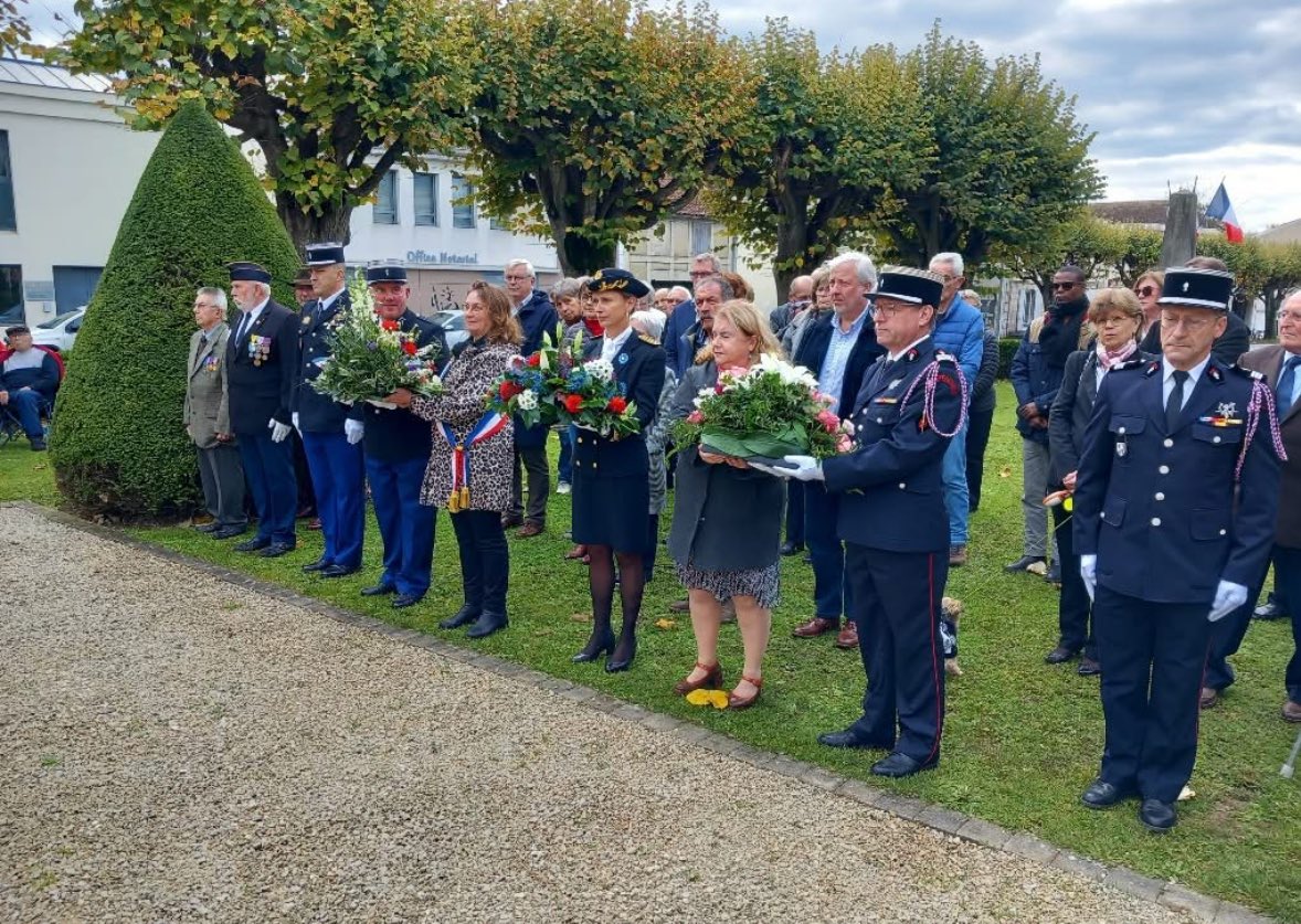 elus_PS_NA's tweet image. Dans un monde instable, rappelons-nous que la Liberté et la Paix ont un prix. ✊
Elles ne sont jamais acquises : à nous de les défendre, ensemble, avec vigilance et lucidité.