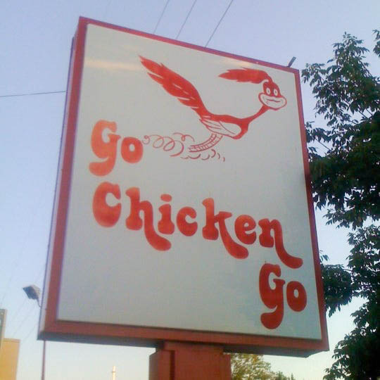 Go_Chicken_Go's tweet photo. Who remembers the OG Go Chicken Go sign? π
#gochickengo #gochickengokc #kansascity #OG #kansascitystaple #friedchicken #gcg https://t.co/xdVLZQ3m56