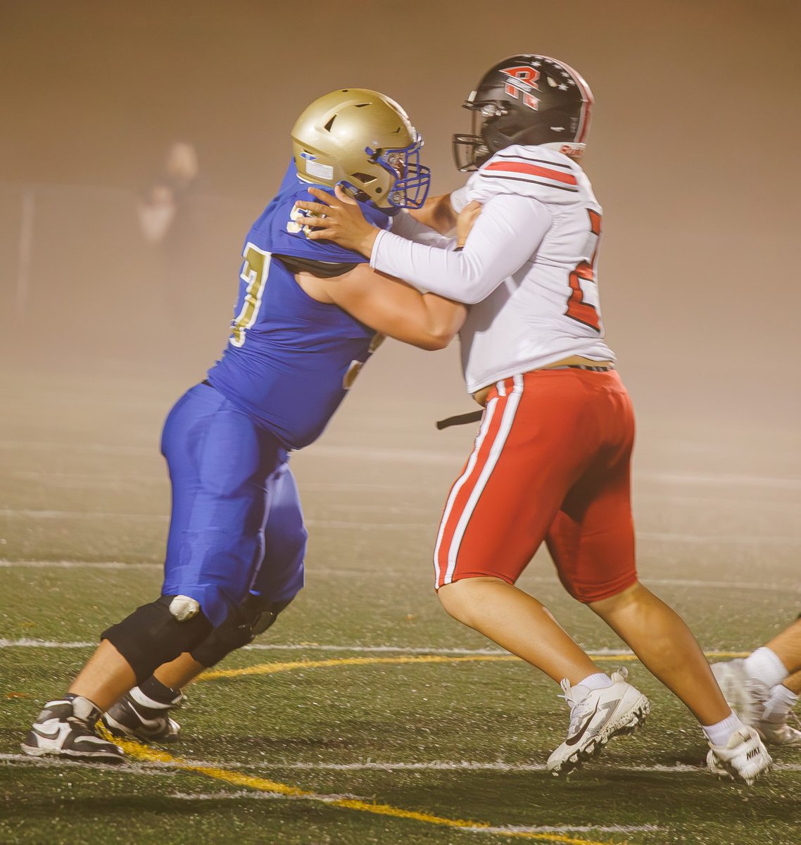 Colechambers27's tweet photo. Lot's of focus this week as I prep for #2 playoff game! Discipline, mental readiness, healthy diet, sleep and focus! 🔥 
Headed to Memphis Friday night
Junior | OL Center | 2027 | GPA 4.66 | Christian Athlete
@wcsBHSge https://t.co/i4QAUUTQjj
