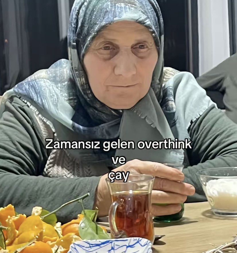 Alya (@alyareckles) on Twitter photo 