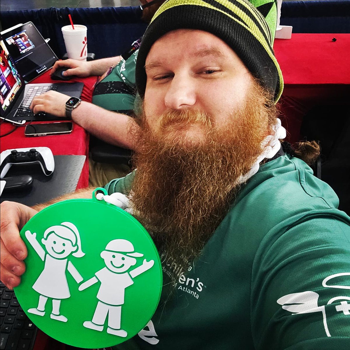 ExtraLife4Kids's tweet photo. "I have been very fortunate that my daughters are healthy, but I know that's not the case for all parents. I #extrallife to help ease the financial burden that those parents face so they can focus on their children and not worry about the money." - @Zyaldar, 13-year Extra Lifer https://t.co/Lebk4rRpE1