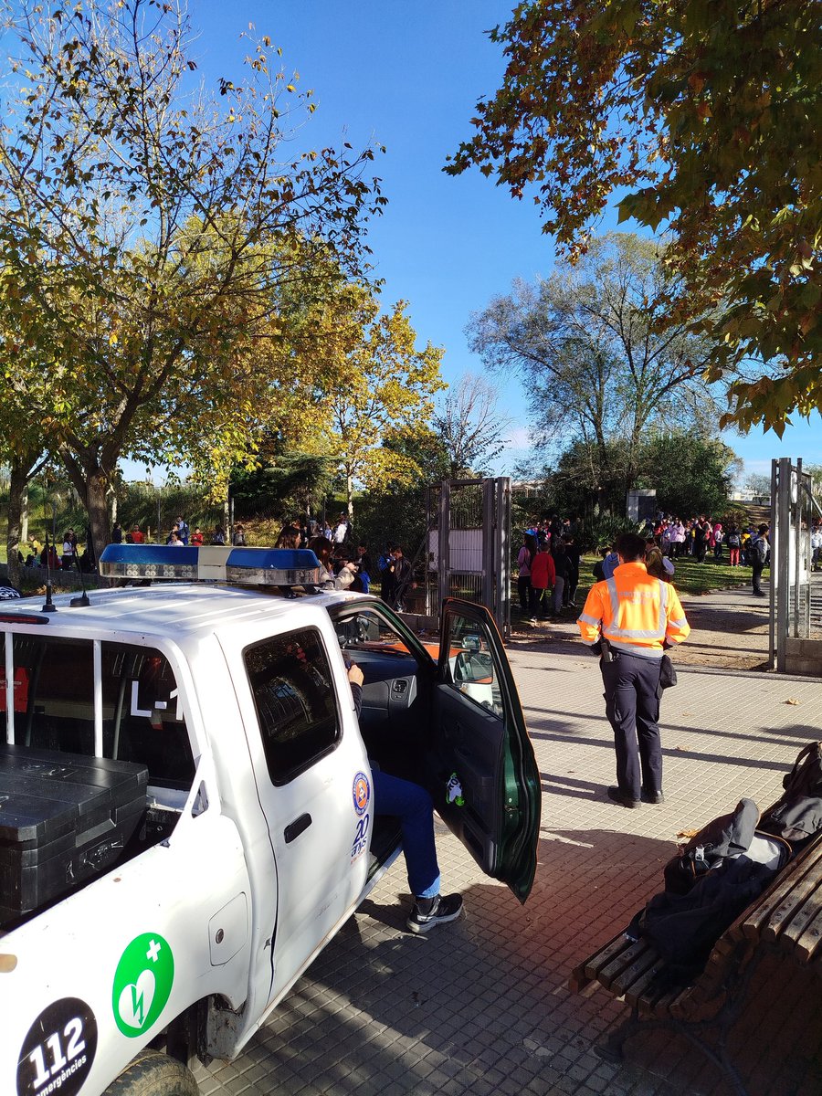 AVProtecció Civil Mollet del Vallès 🟧 🟧 🟧 🟧 tweet media