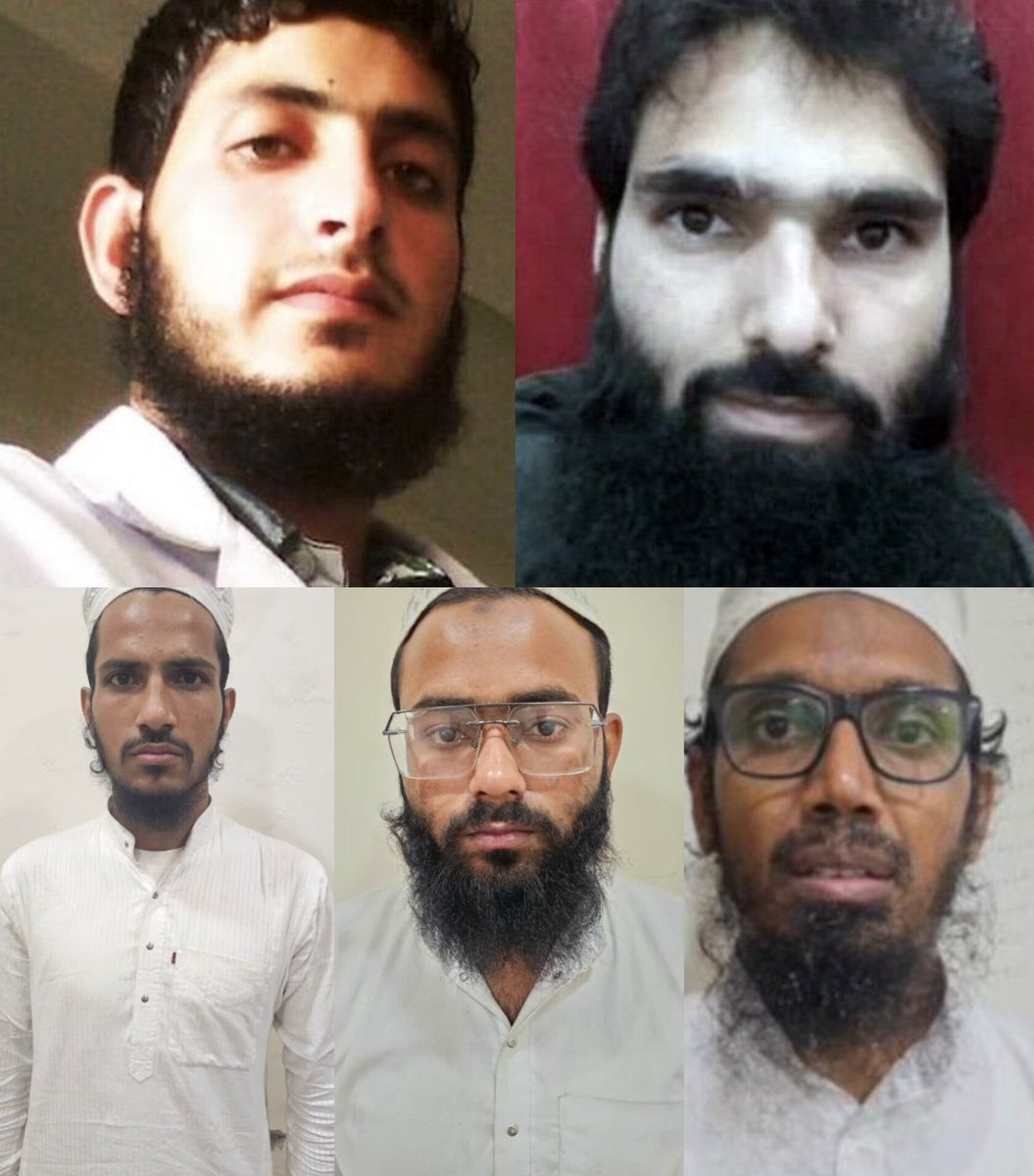 ये पाकिस्तान से नहीं आए..

ये हमारे भारत के ही हैं..

सभी अच्छे पढ़े-लिखे हैं..

पेशे से डॉक्टर भी हैं..

फिर भी...