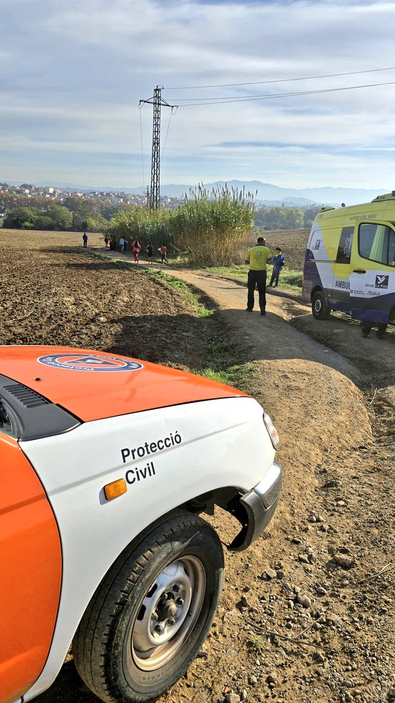AVProtecció Civil Mollet del Vallès 🟧 🟧 🟧 🟧 tweet media