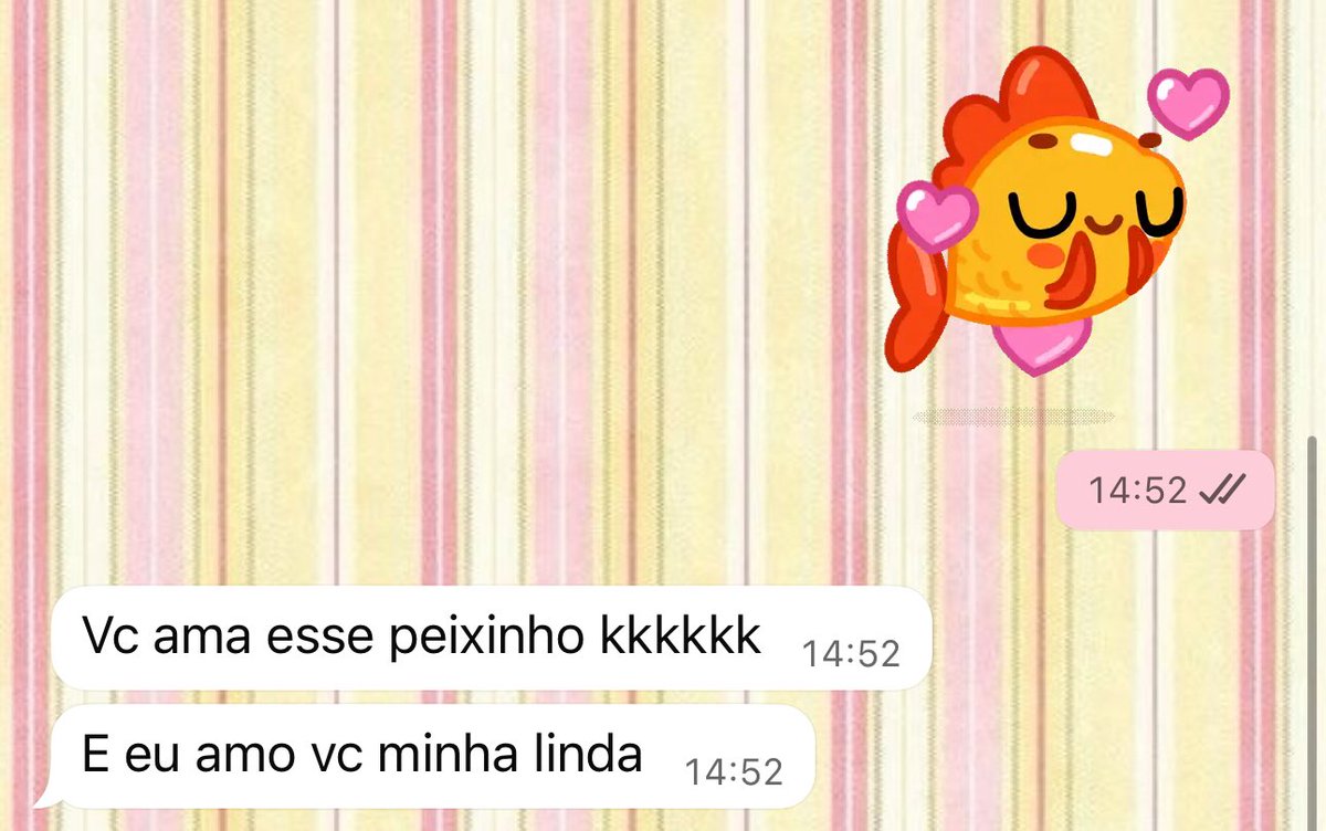 bolybolinho's tweet photo. todo dia eu mando um peixinho amoroso pra minha mãe E ela começou a notar https://t.co/HKcgKWe2S6