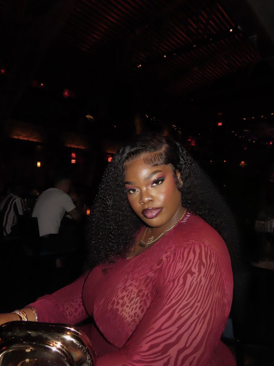 aizenosaj's tweet photo. i just loved my birthday this year 🤭♥️ https://t.co/AZ5FuLqVAO
