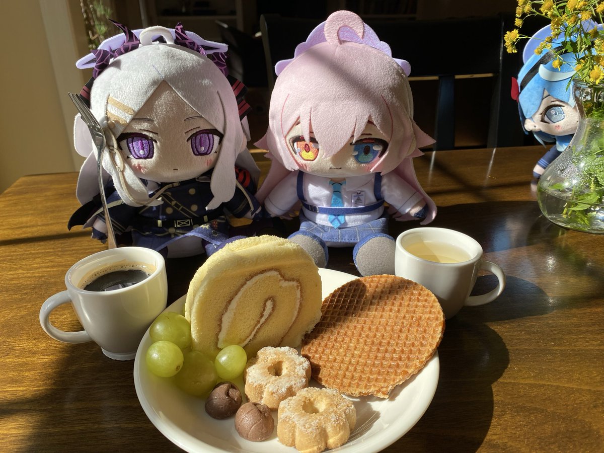 Tea time with besties, never kill yourself (happy veteran’s day)