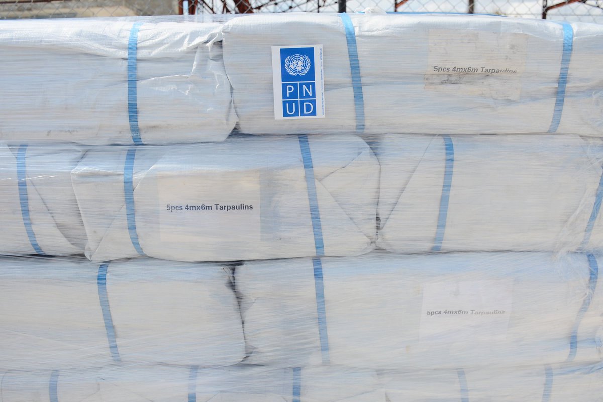 4375 lonas para cobertura temporal de las viviendas de personas afectadas llegan al aeropuerto de Santiago de Cuba, con apoyo de <a href="/UNCERF/">CERF - The UN's emergency fund</a> y <a href="/UNOCHA_Americas/">OCHA Americas</a>.

Las lonas serán distribuidas en las zonas más afectadas, como el municipio Guamá, donde tocó tierra el huracán.