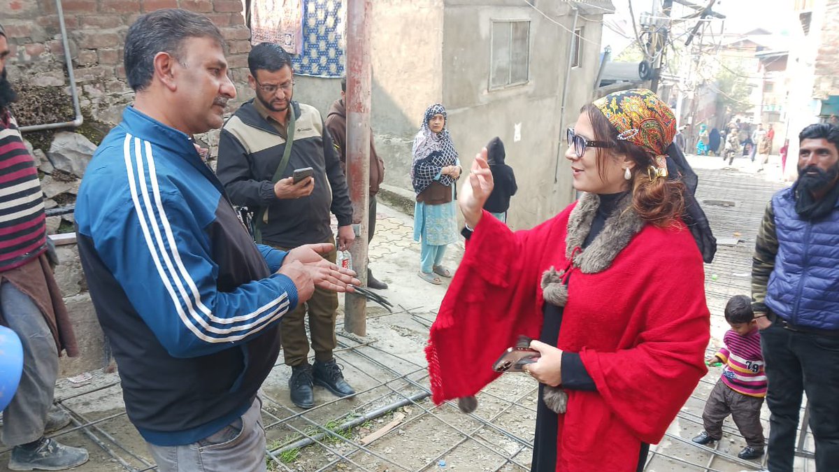 SumairaAkhtar10's tweet image. Long-pending work of Upper Buchwara Dalgate has finally been completed — thanks to the administration for their overwhelming support.

#BJP4Development #KashmirRising #SumeraShah #BJPWorks #PublicWelfare #GroundWork #DevelopmentFirst #JammuAndKashmir #NayaKashmir #nationfirst🇮🇳❤️