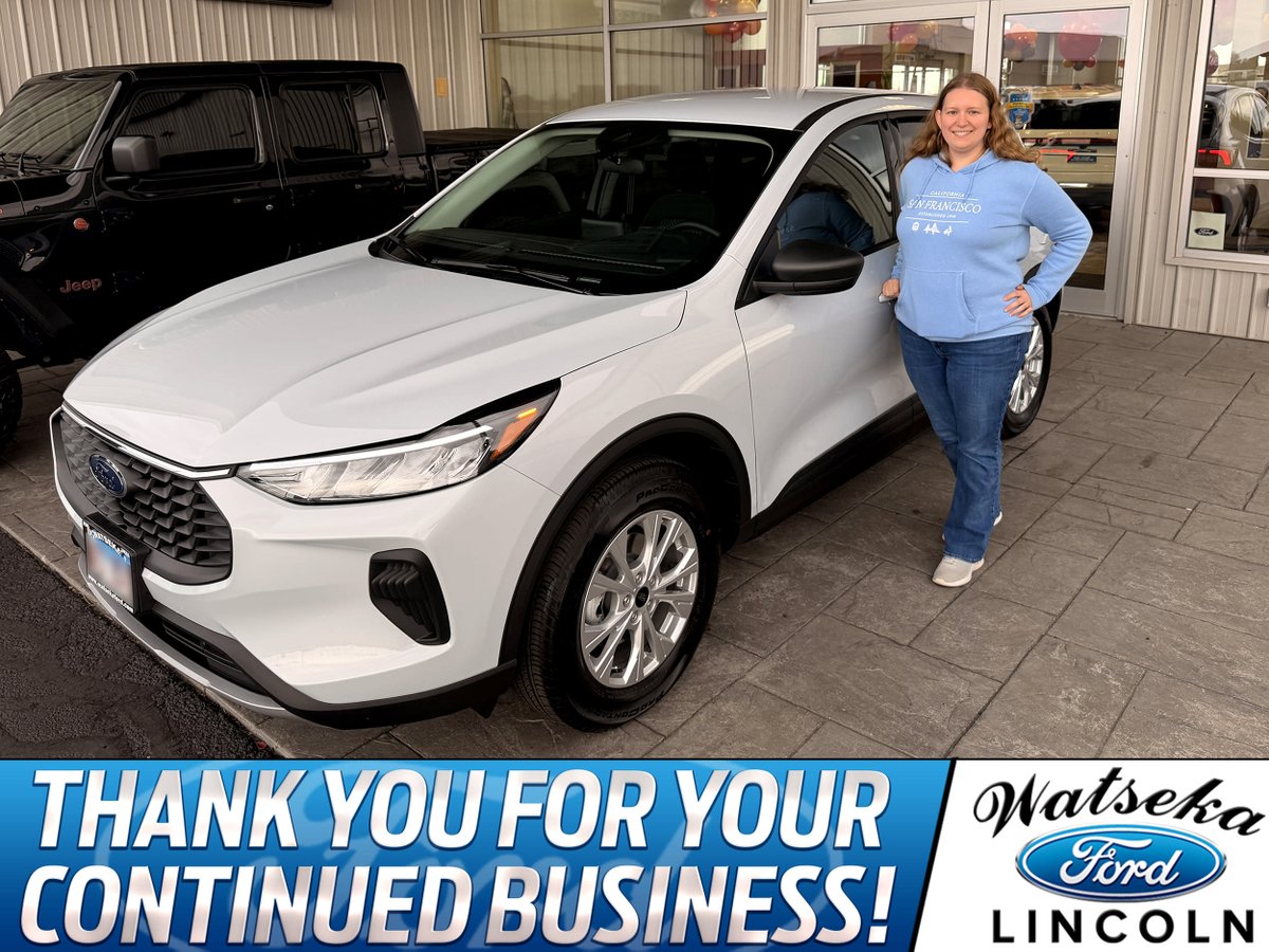 WatsekaFord's tweet image. Big shoutout to Katy from Sheldon on her brand-new Ford Escape! 🌟🚗 Thank you for being a loyal part of the Watseka Ford family and for working again with Derek. We appreciate your continued business and hope you love your new ride! 💙🙌 #WatsekaFord #FordEscape #RepeatCustomer