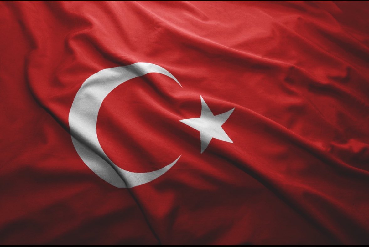 🇹🇷Gürcistan–Azerbaycan sınırında düşen askeri uçakta şehit olan kahraman askerlerimize Allah’tan rahmet, ailelerine ve milletimize başsağlığı diliyorum.🙏