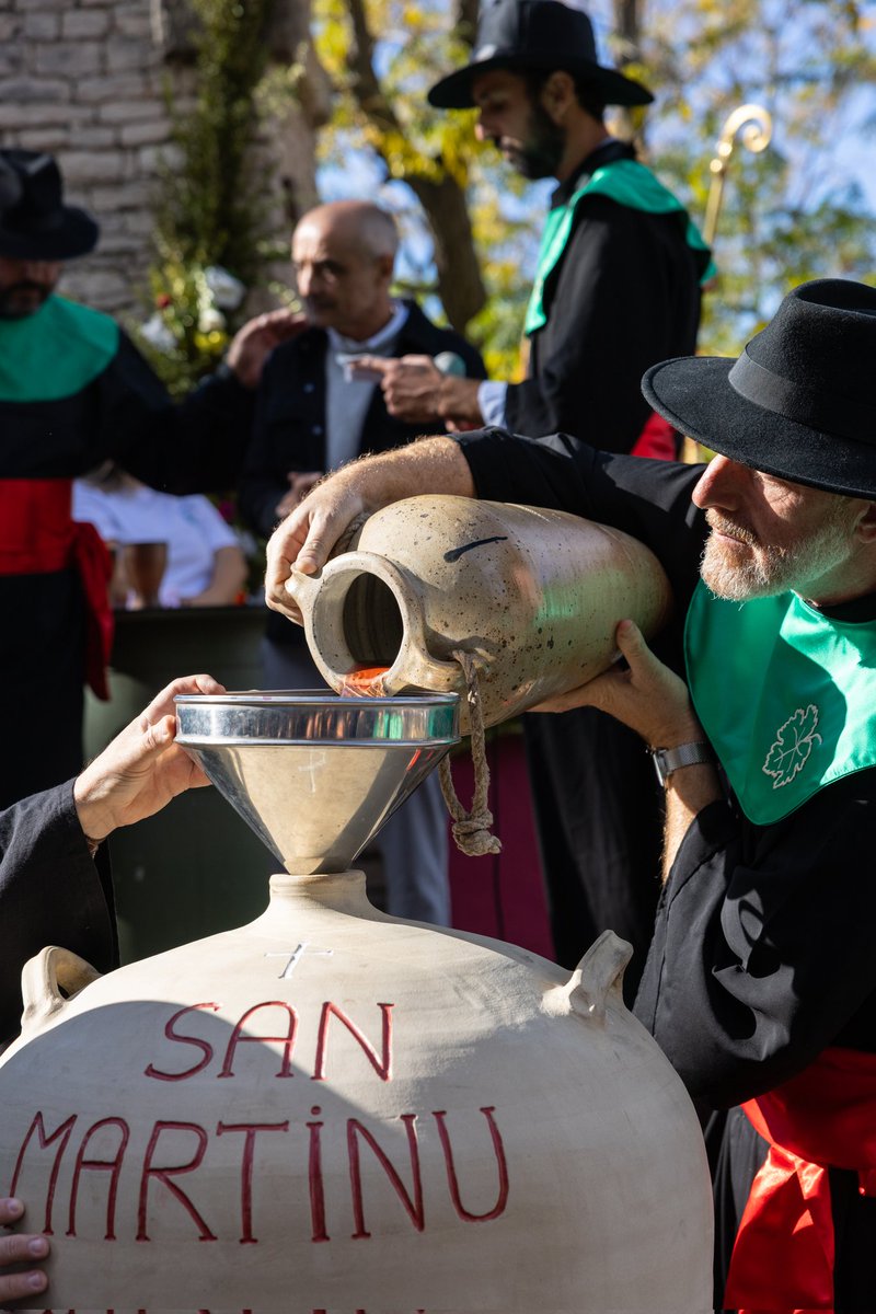 San Martinu hè divizia !
Cusì preziose stonde di spartera, di fede populare è di cumunione oghje in Patrimoniu.
À truvacci un antru annu.