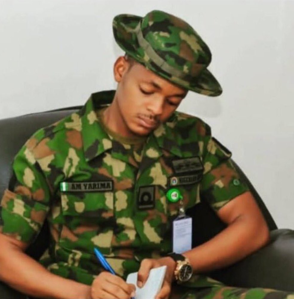 Dambatta_1's tweet photo. In spite of Wike’s insults and condescending tone, officer Yerima maintained his composure and professionalism. It was evident he was simply following orders. His humility and courage deserves praise.

The Military should consider promoting this soldier to the next rank. https://t.co/N2q3DjKUnU