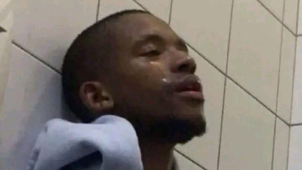 Maxino363's tweet image. God abeg, the small small wey you deh bring come for me make e no stop 😌🙏🏽🙏🏽