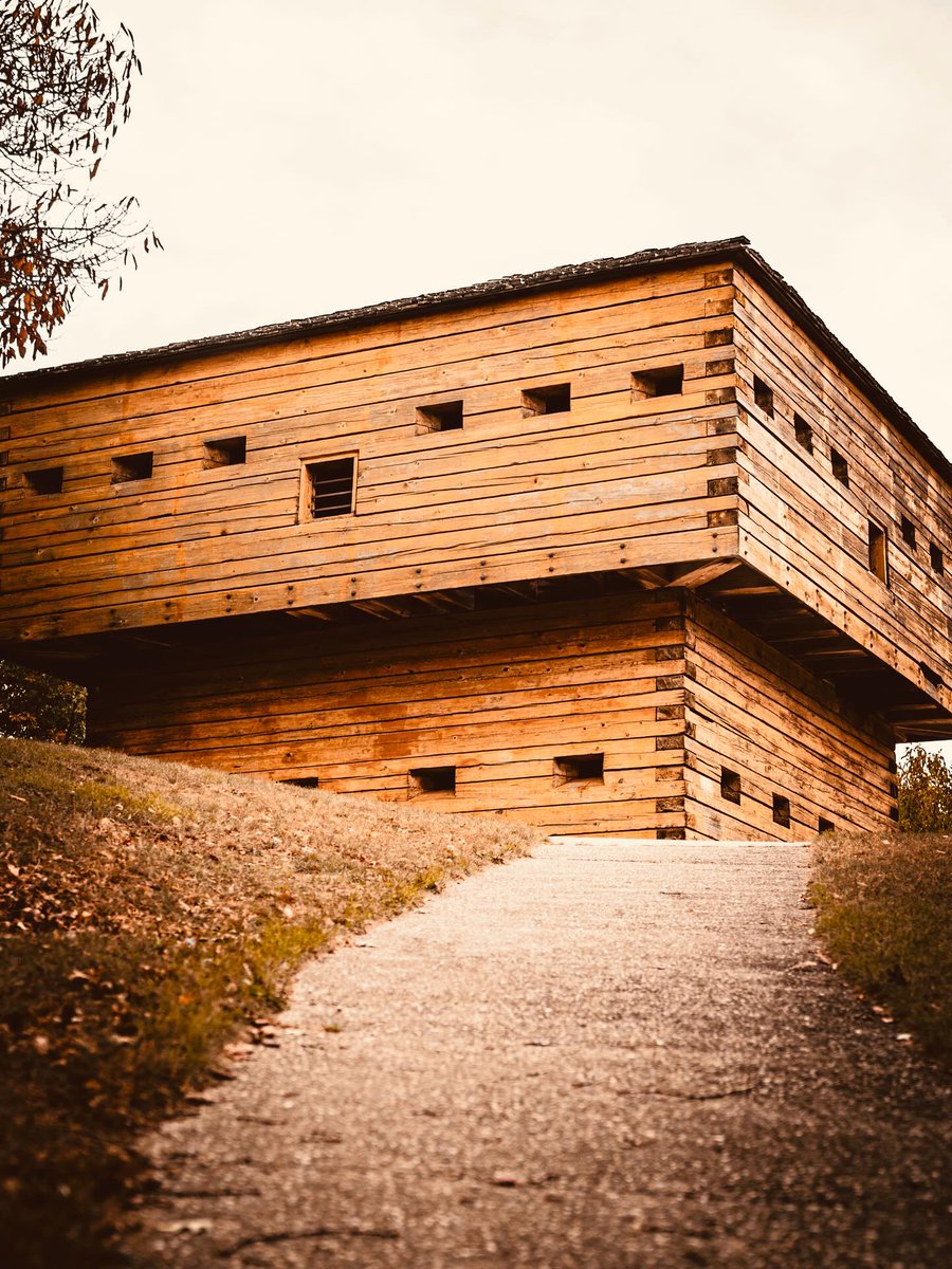 VisitMuskegon's tweet photo. How much to you love these photos of the Muskegon Blockhouse and Scenic Drive at Muskegon State Park? 
📸 Tyler Martin, @tyler.t.martin on Instagram
https://t.co/FnS2ccpcih https://t.co/j61QAns8EY