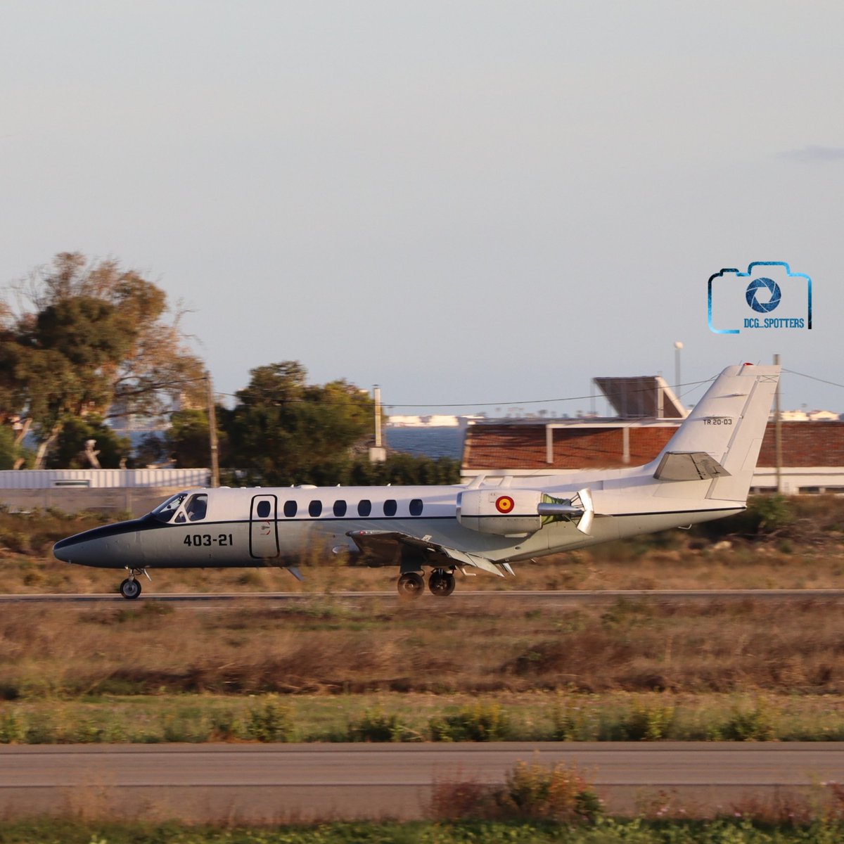 dacabzar's tweet photo. El C560 Citation V  TR.23-03 del Centro Cartográfico y Fotográfico ( CECAF)  403-21 ,del @EjercitoAire ,sobrevolando la Base Aérea de San Javier.

@SpottersMurcia
#Spotters #spotting #spottersmurcia  #dcg_spotters 
#basanjavier #sanjavier #cessna #cesssna560 https://t.co/T1UkfZwV8e