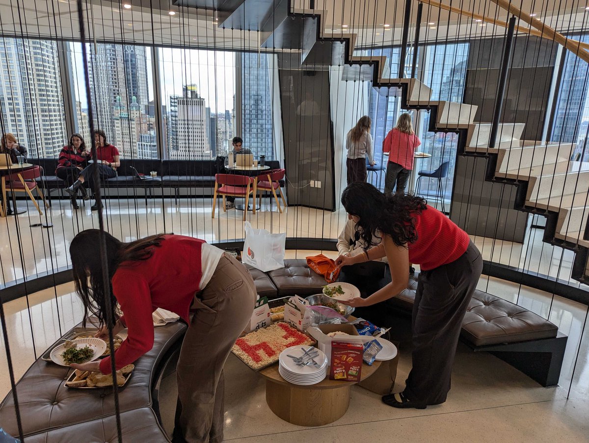 condeunion tweet media