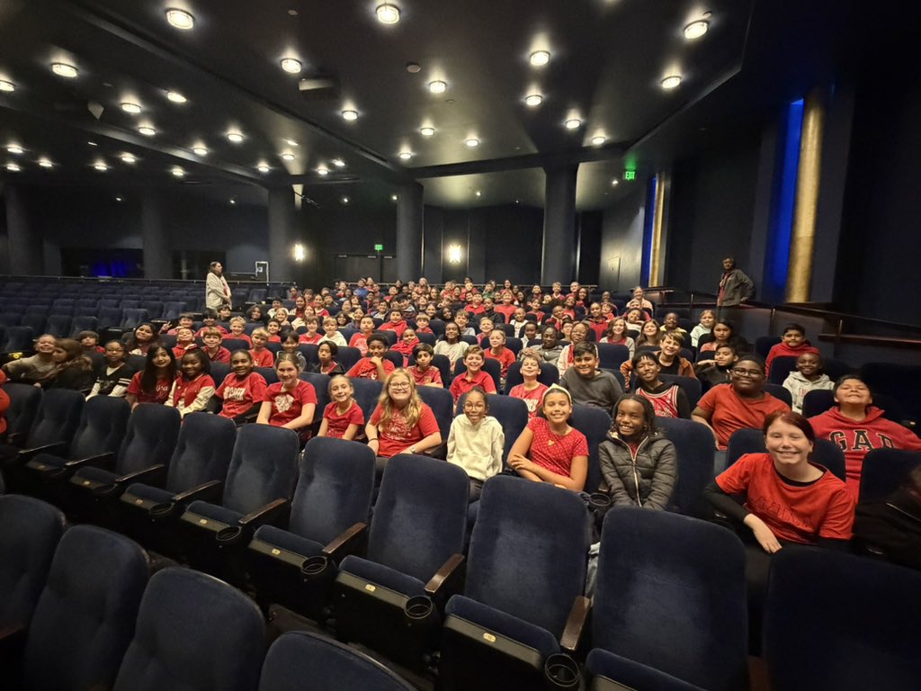 Sasha Jones tweet media