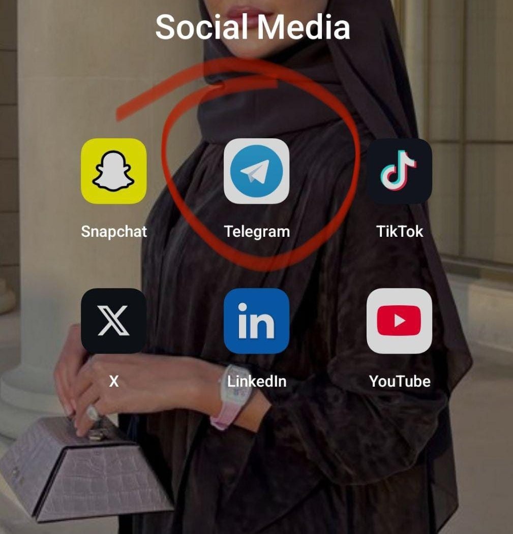2Nnoura's tweet image. والله يا جماعة بوتات التيلجرام فعليًا تقدر تخلص لك 90% من شغلك اليومي في ثواني! حرفيًا توفر وقت وجهد بشكل خرافي.

تحت التغريدة جمعت لكم أكثر من 100 بوت يساعدونك في كل شي تحتاجه