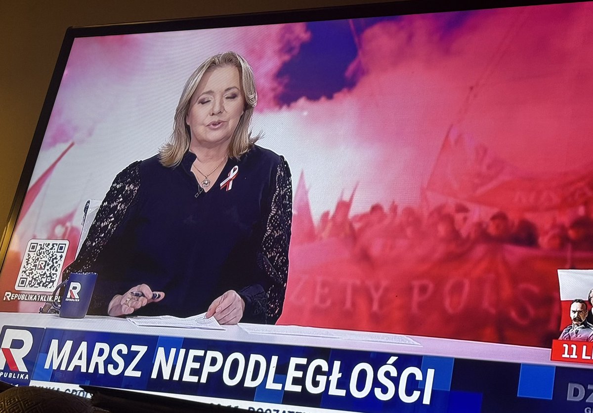 bartines's tweet image. Republika potrzebowała 250!!! tys. zł na transmisję 11 listopada z #MarszNiepodległości. Od tych zbiórek można stracić rachubę. Czy widzowie zobaczą w końcu faktury? 😜
