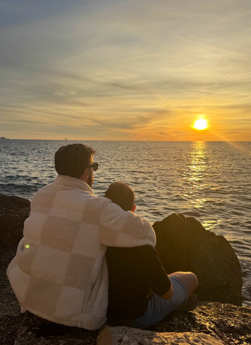 Anywhere, as long as we’re together 💛🧡 

#LGBTQIA