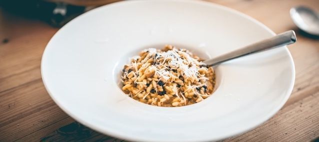 StartWithThis's tweet photo. Enjoy #Autumn At It's Best With This #Butternut & Sausage Risotto #Recipe!
https://t.co/noAMmGeo1q
#blogging #bloggers #blogger @_TeamBlogger #influencer #influencers https://t.co/WMnAJM02Uk