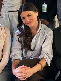 PHlLLlPAS's tweet image. pippa went to visit graham windham last week 😭😭😭😭❤️❤️❤️❤️