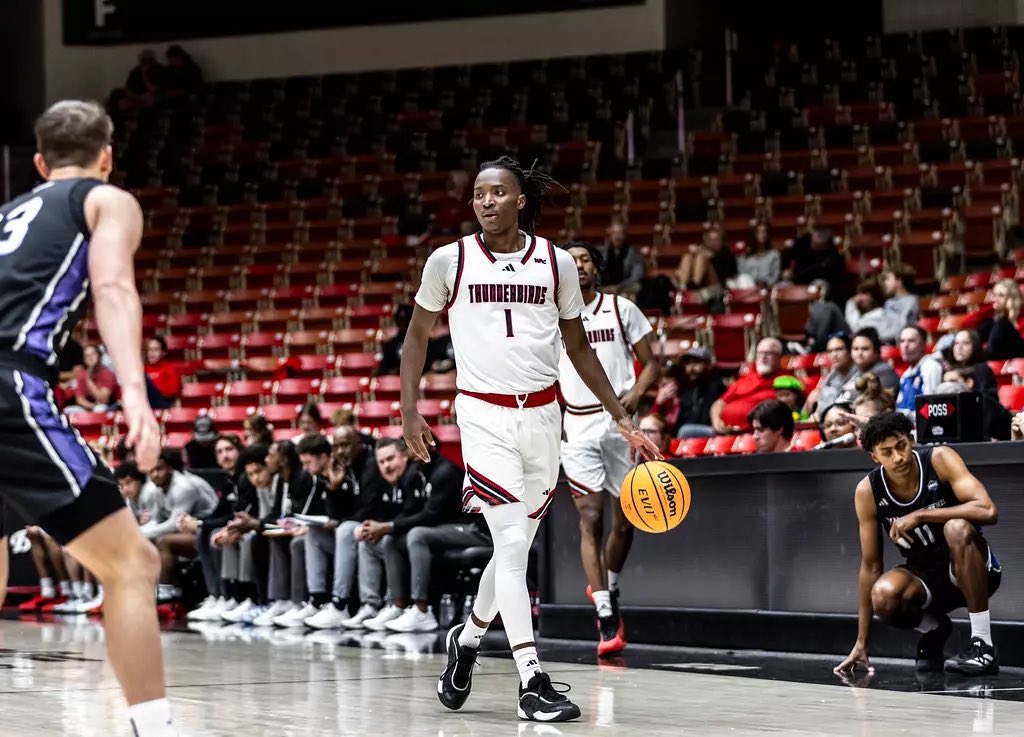 Blessed to say I’ve received my 4th Division 1 offer from Southern Utah University thanks to Coach Gutting, Coach Jeter,and the rest of the staff for believing in me. #humblenhungry #lowesports #agtg